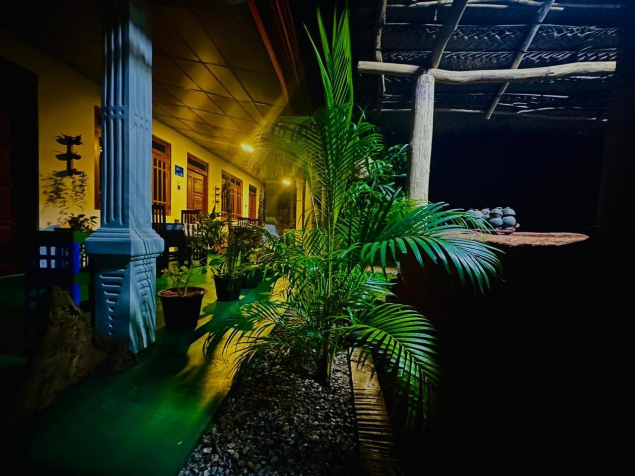 Dambulla Kings Inn Екстер'єр фото